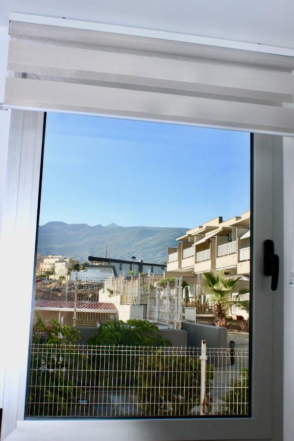 Sunny Ocean View Apartment โปริส เด อโบนา ภายนอก รูปภาพ